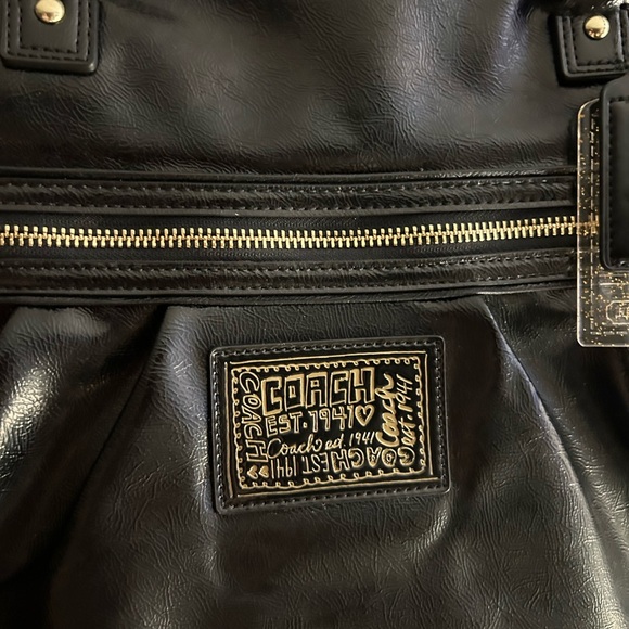 Coach Like New Poppy Daisy Liquid Gloss Patent Leather Tote Shoulder Bag - Picture 10 of 10